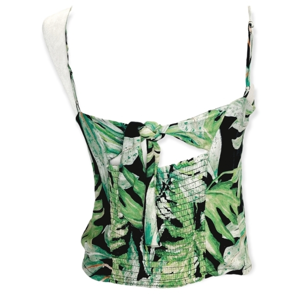 - Chasor Palm Leaves Crop Top - Picture 5 of 5